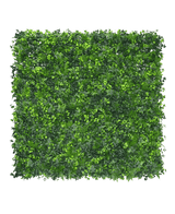 Il mix di tappetini per siepe artificiale da 50x50 cm è caratterizzato da un fitto fogliame verde artificiale in varie tonalità, disposto ordinatamente per creare un vibrante effetto greenwall su un semplice sfondo bianco.