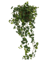 L'edera artificiale Deluxe verde da 90 cm è un cesto sospeso con lussureggianti tralci di edera verde che ricadono elegantemente su uno sfondo bianco.