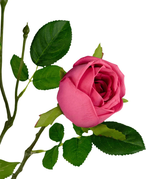 Il ramo di rosa artificiale Real Touch rosa scuro da 72 cm ha un'unica rosa rosa scuro con foglie verdi e un bocciolo su uno stelo, su uno sfondo bianco.