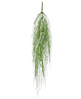 La pianta pensile artificiale Erba alga 91 cm ha un unico stelo di soffice fogliame artificiale verde con foglie lunghe e sottili che cadono con grazia su uno sfondo bianco semplice.