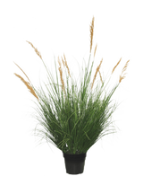 Una pianta di erba artificiale di struzzo ritardante da 120 cm, con lunghe foglie verdi e alte piume dorate, su uno sfondo bianco semplice.