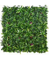 De Kunsthaag Olivine 100x100 cm UV is een dicht verticaal tuinpaneel met groene bladplanten met kleine paarse bloemen, perfect om levendig groen toe te voegen aan elke ruimte.