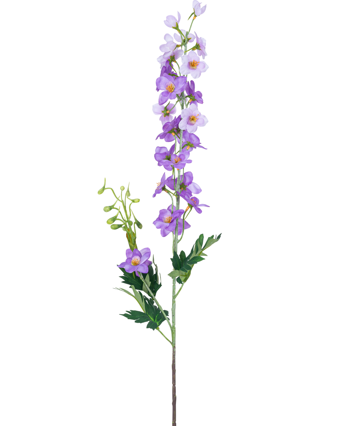 Il fiore artificiale Delphinium viola da 79 cm ha un unico stelo verde con molteplici fiori viola chiaro e viola, cuori gialli e foglie verdi su uno sfondo bianco.