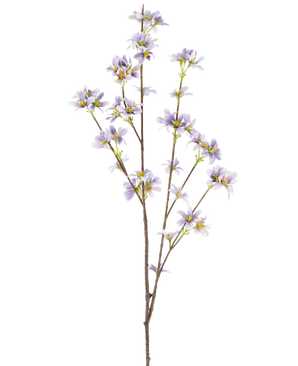 Un "ramo di fiore artificiale 112 cm viola" con un ramo fiorito con delicati fiori viola lavanda e centri gialli su sottili steli marroni, raffigurato su uno sfondo bianco.