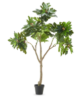 De Kunstplant Ficus Carica vijgenboom 210 cm heeft meerdere takken, weelderige groene bladeren en verschillende onrijpe vijgen tegen een effen witte achtergrond.