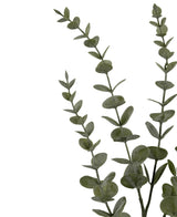Drie Kunstbloem Eucalyptus Yugali stammen (71 cm) met ronde groene bladeren, diagonaal gerangschikt op een witte achtergrond.