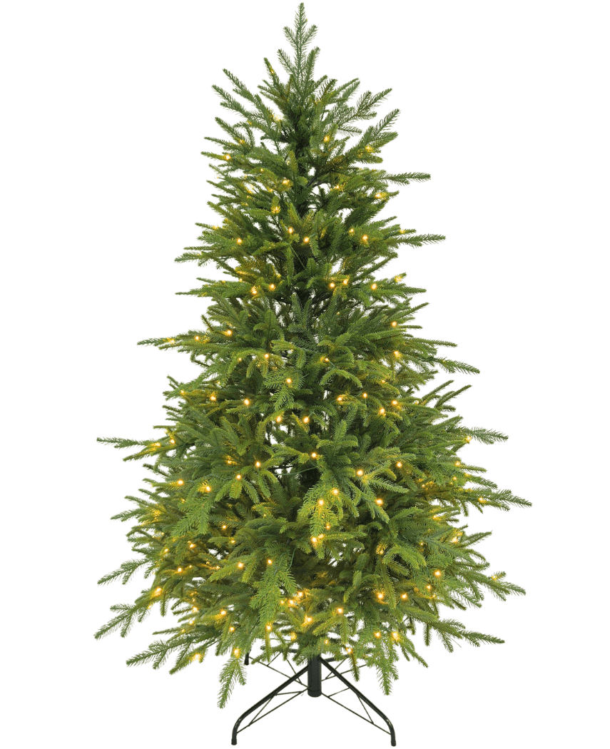 L'albero di Natale artificiale "Sigrid" (100% PE) con luci LED intelligenti in bianco caldo si trova su un supporto in metallo su uno sfondo bianco a tinta unita.