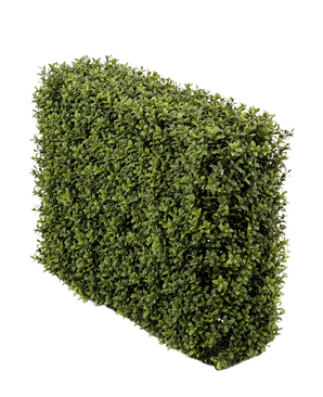 De Kunst Buxushaag UV 70x20x50 cm is een rechthoekig, dicht groen kunst buxushaagpaneel met kleine blaadjes, UV-beschermd en rechtopstaand als een plantenbak tegen een witte achtergrond.