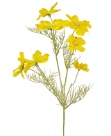 Il fiore artificiale Cosmos giallo da 74 cm ha fiori gialli brillanti e foglie verdi delicate e piumate su steli sottili, perfetti per creare un bouquet su un semplice sfondo bianco.