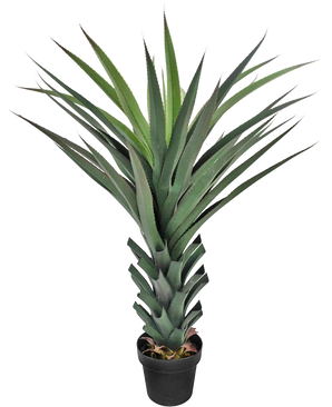 La pianta artificiale Agave Pandora UV 120 cm ha foglie verdi lunghe e appuntite che si estendono da uno stelo spesso e stratificato, su uno sfondo bianco semplice.