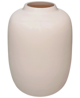 De Vaas Artic Beige (Ø21 x H29 cm) is een gladde vaas van gebroken wit keramiek met een ronde vorm en een kleine uitlopende opening, afgebeeld tegen een witte achtergrond.
